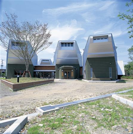 湯前まんが美術館・公民館