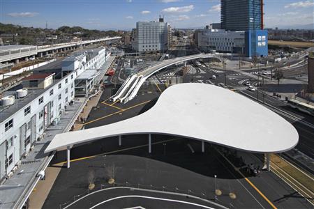 熊本駅白川口（東口）駅前広場