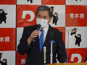 説明する蒲島知事の写真