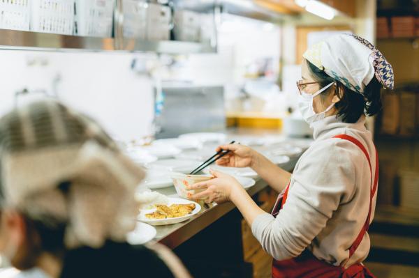 はぐくみ地域・子ども食堂のスタッフの写真