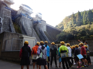 施設見学（氷川ダム）