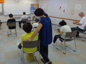 活動の合間の団欒
