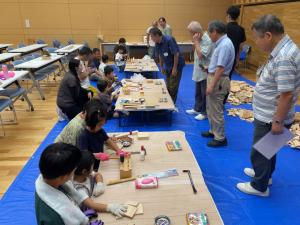 木育インストラクター等による木工教室