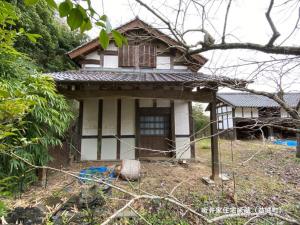 坂井家米蔵（全景）
