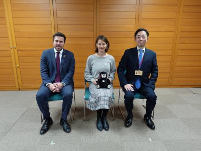 メラニー・ザクシンガー 大阪・神戸ドイツ連邦共和国総領事　知事表敬