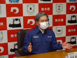 現在の復興状況を説明する知事